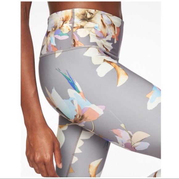 NEW Athleta Elation Paradise 7/8 Tights Pants M - Picture 7 of 9